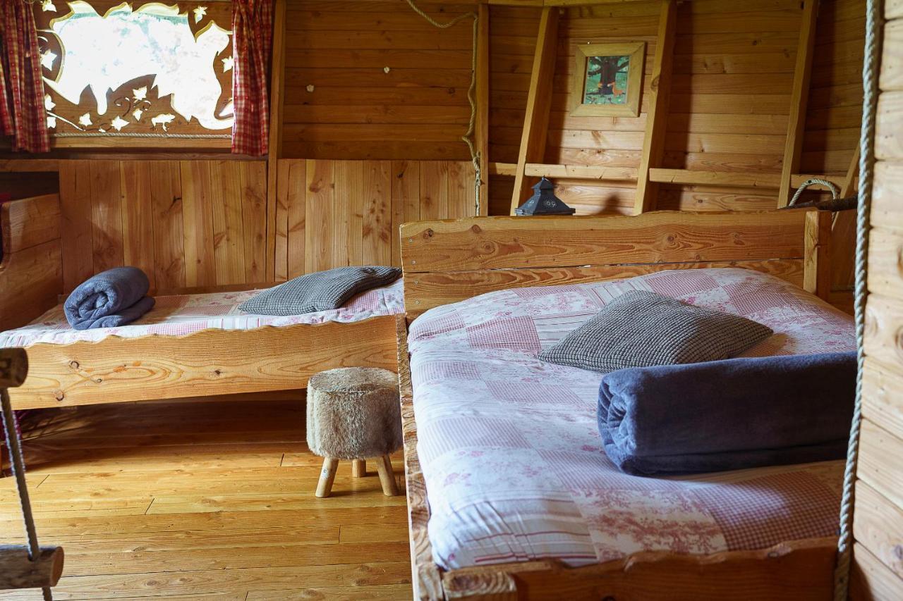 Cabane Perchee Dans Les Arbres Saint-Hilaire-en-Morvan エクステリア 写真